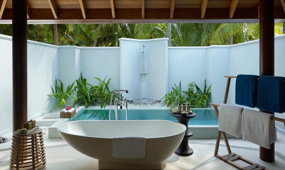 content/hotel/Dusit Thani/Accommodation/Beach Villa with Pool/DusitThan-Acc-BeachVillaPooll.jpg